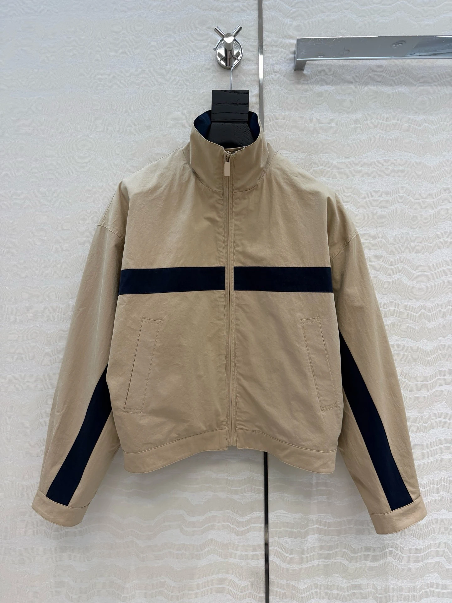 2026 Spring New Women's Windbreaker Jacket College Style Short Collar Jacket Loose Fit High Quality Casual Comfortable