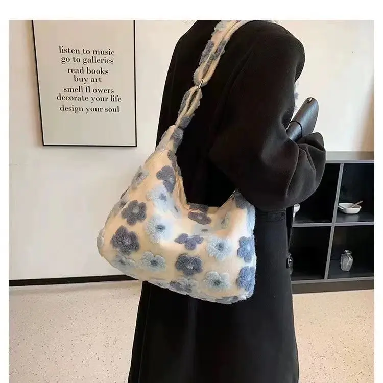 

2025 Jacquard Woolen Tote Bags Flower Niche Large Capacity Plush Stylish Crossbody Bag