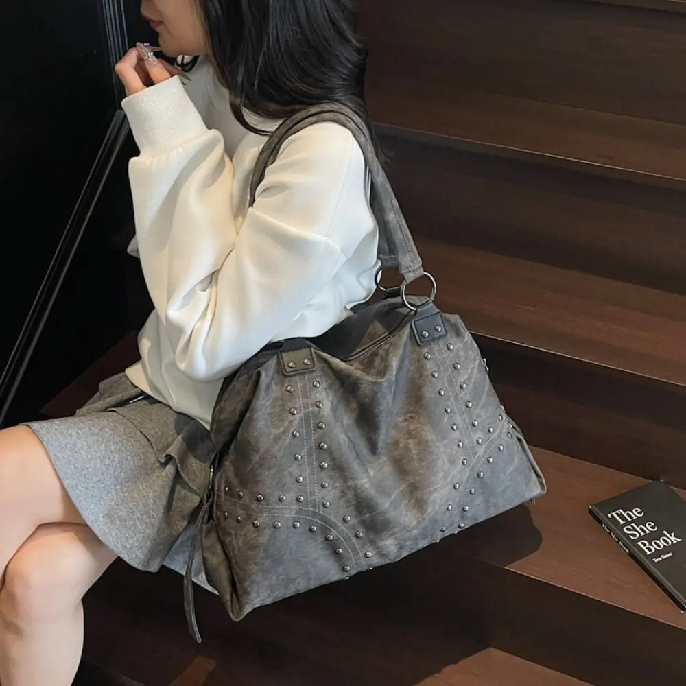 

PU Leather Rivet Shoulder Bags Retro American Style Fashion Design Locomotive Style Underarm Bag Large Capacity Korean Style