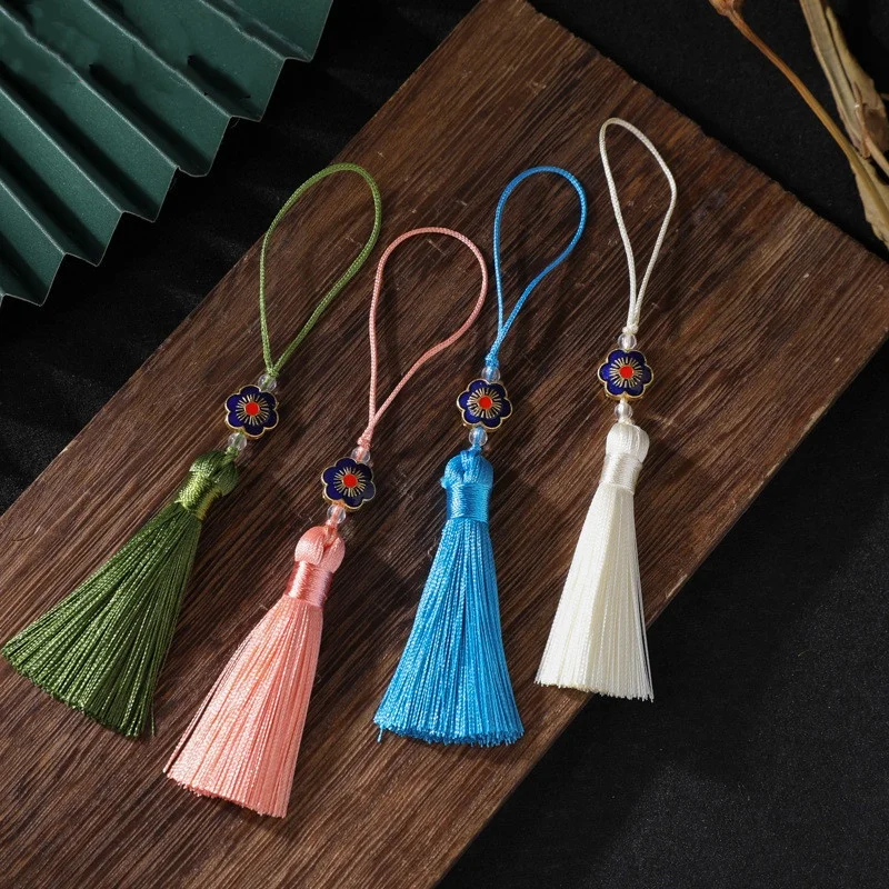 5pcs/lot 6CM Small Plum Tassel Bookmark Headdress Sachet Pendant U Disk Pendant Sachet Fan Pendant