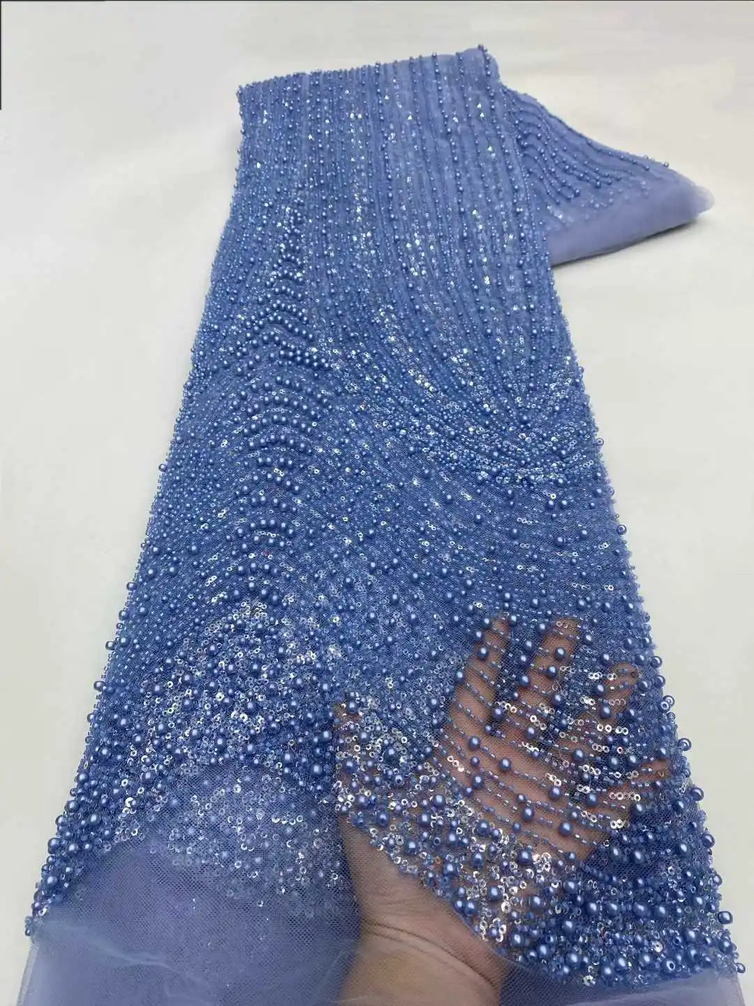 Afrikaanse handgemaakte zware kralen en pailletten borduurwerk kant 2025, luxe mode Franse Nigeriaanse mesh kant stof voor trouwjurk