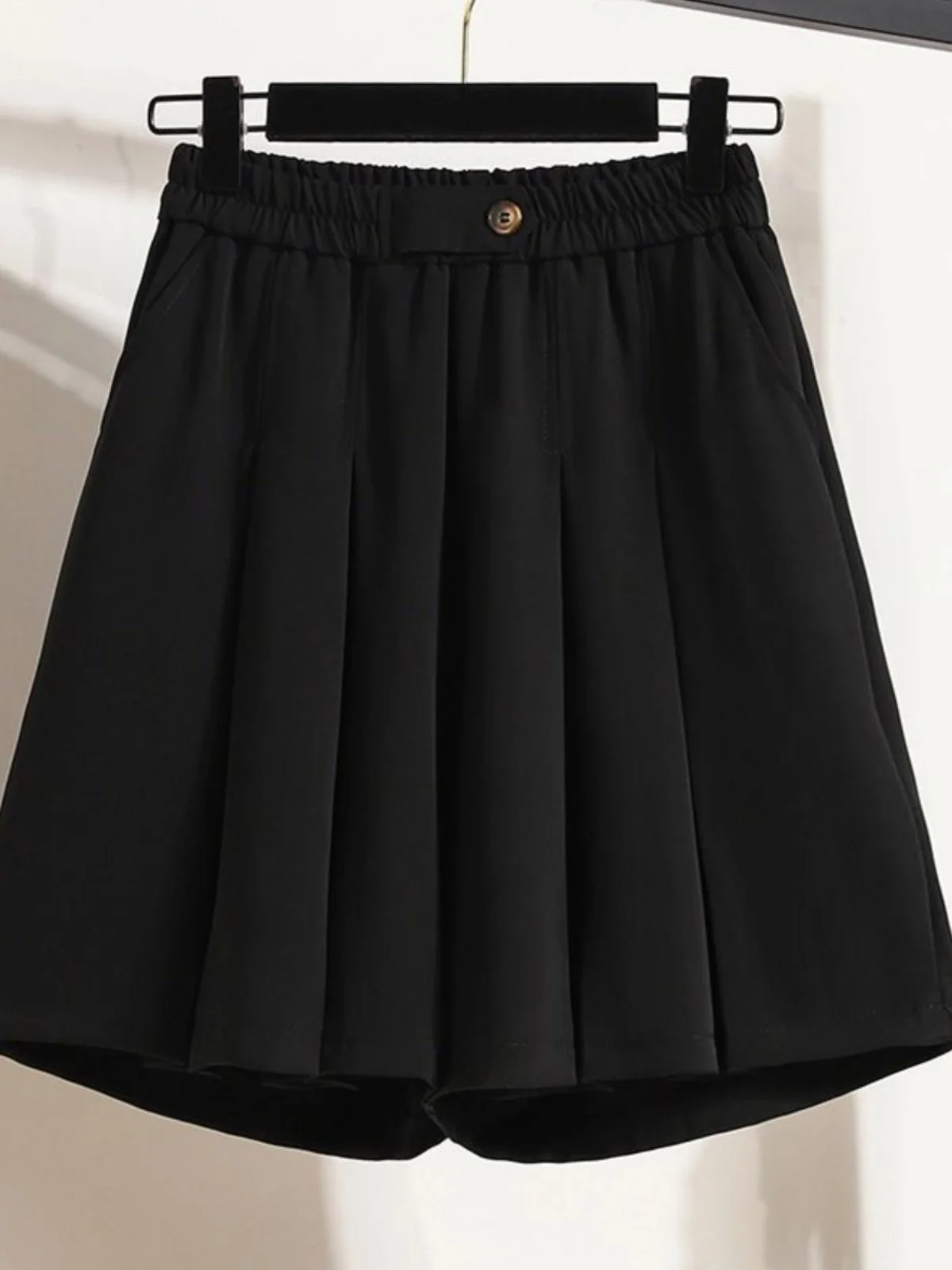 plus Size Women's Casual Wide Leg Loose Fit Fashionable Shorts High Waist Short Pants Summer New Style Slimming Split Design