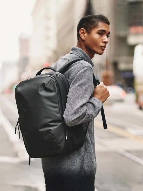 

Original AER Tech Pa2 Outdoor Nylon Waterproof Sports Busin Bapa Commuting Laptop Bag Zipper Closure Soft oulder S...