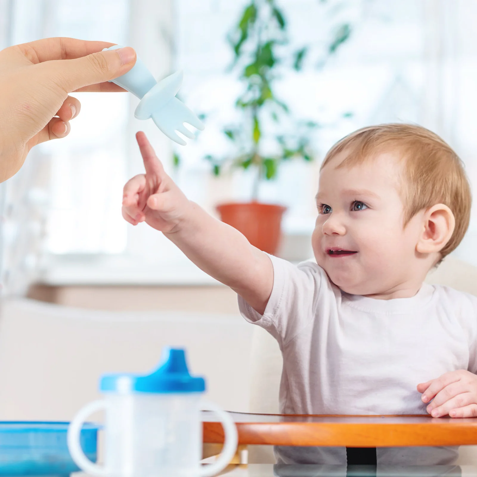 

2 шт., силиконовая мягкая детская вилка, набор ложек, тренировочная посуда для малышей, посуда для кормления, обучение кормлению ребенка