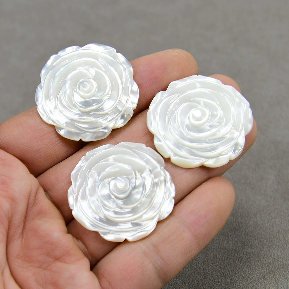 

APDGG 5 Pcs Natural White Shell Carved Flower Beads Connector Jewelry DIY Accessories Supply DIY