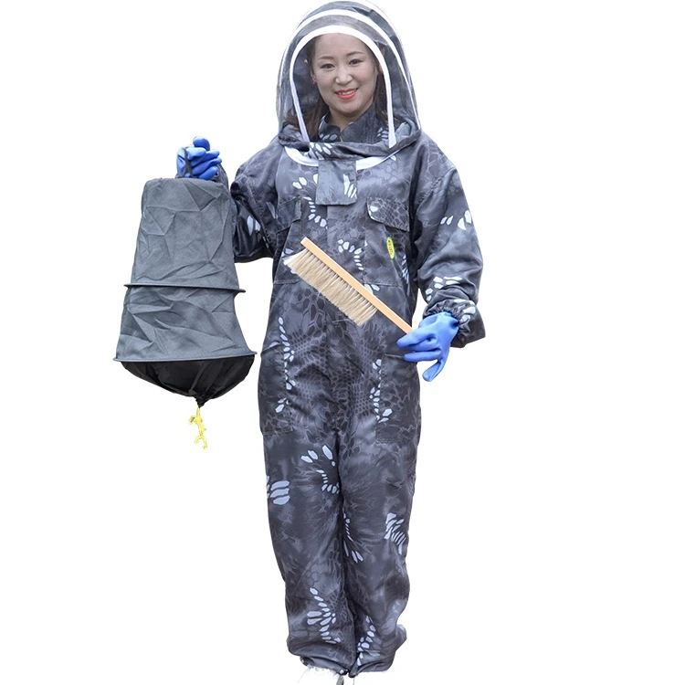 1 Set anti bee clothing,  a complete set of protective clothing, space hat,beekeeping equipment beekeeping tools