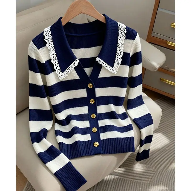 Lazy Style Women's Striped Lace Sweater Early Autumn New Style High-end Western Style Long-sleeved Top