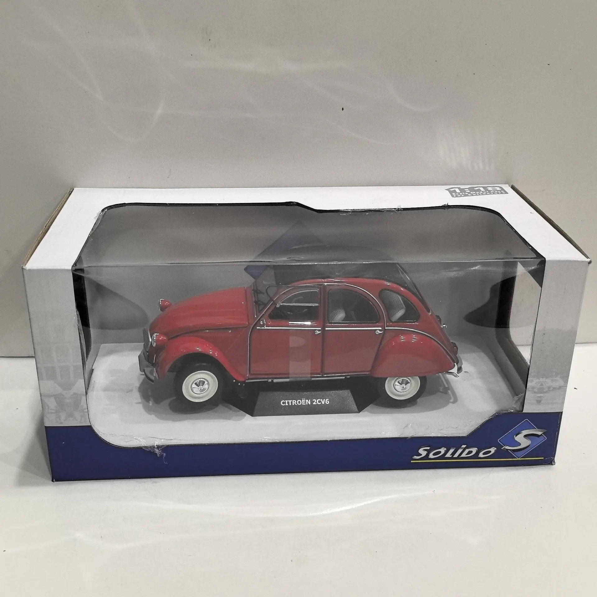 Diecast Solido 1:18…