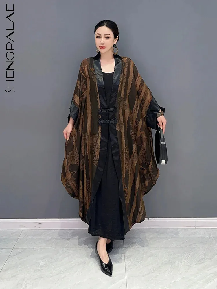 

SHENGPALAE Fashion Printed Windbreak For Women V-neck Batwing Sleeve Patchwork Loose Coat Summer 2024 New Tide Overcoat 5R4485