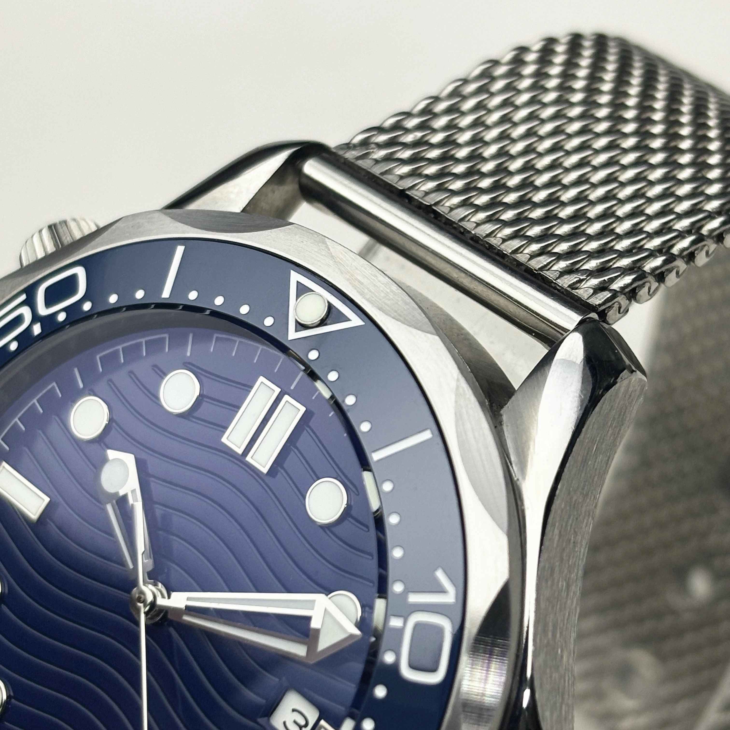 Orologio da Uomo 2025 NUOVO co - Luxury Watch Omega recensione e prezzo