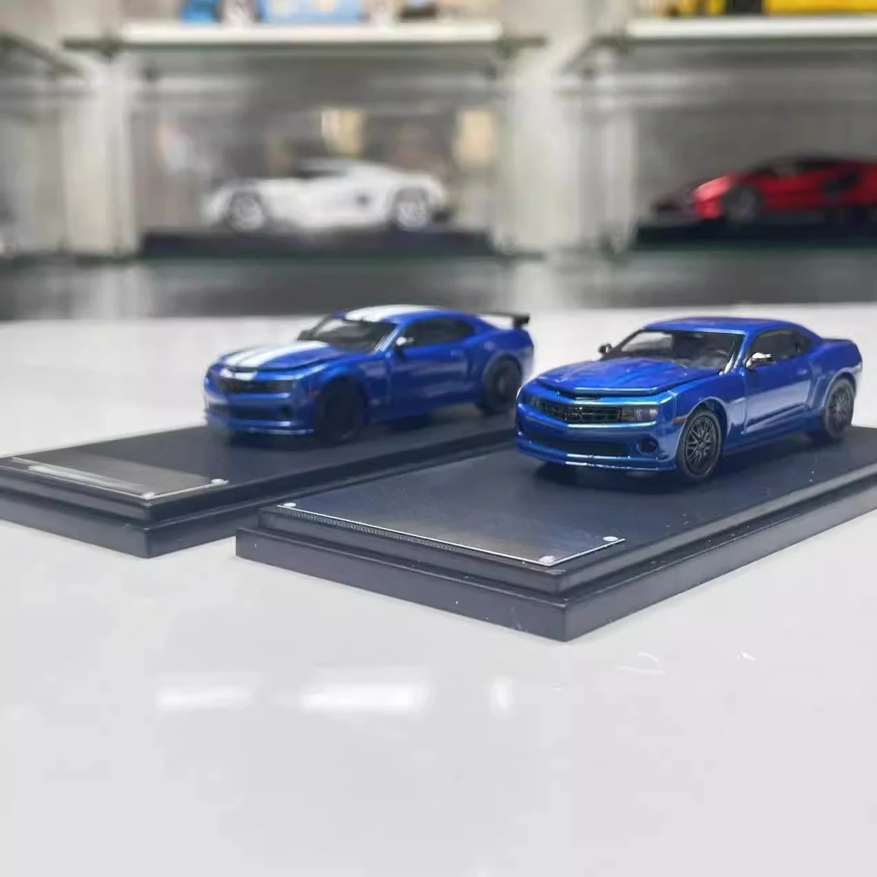 for Fine Works Fifth Generation Chevrolet Camaro 1:64 Alloy Car Model Collection Item