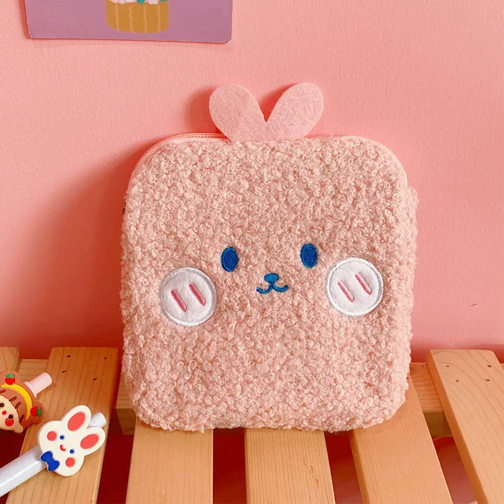 1Pcs Compact Sanitary Pad Pouch Lovely Cartoon Print Lightweight Zipper Closure Multi-Purpose Storage Bag for Menstrual Napkins