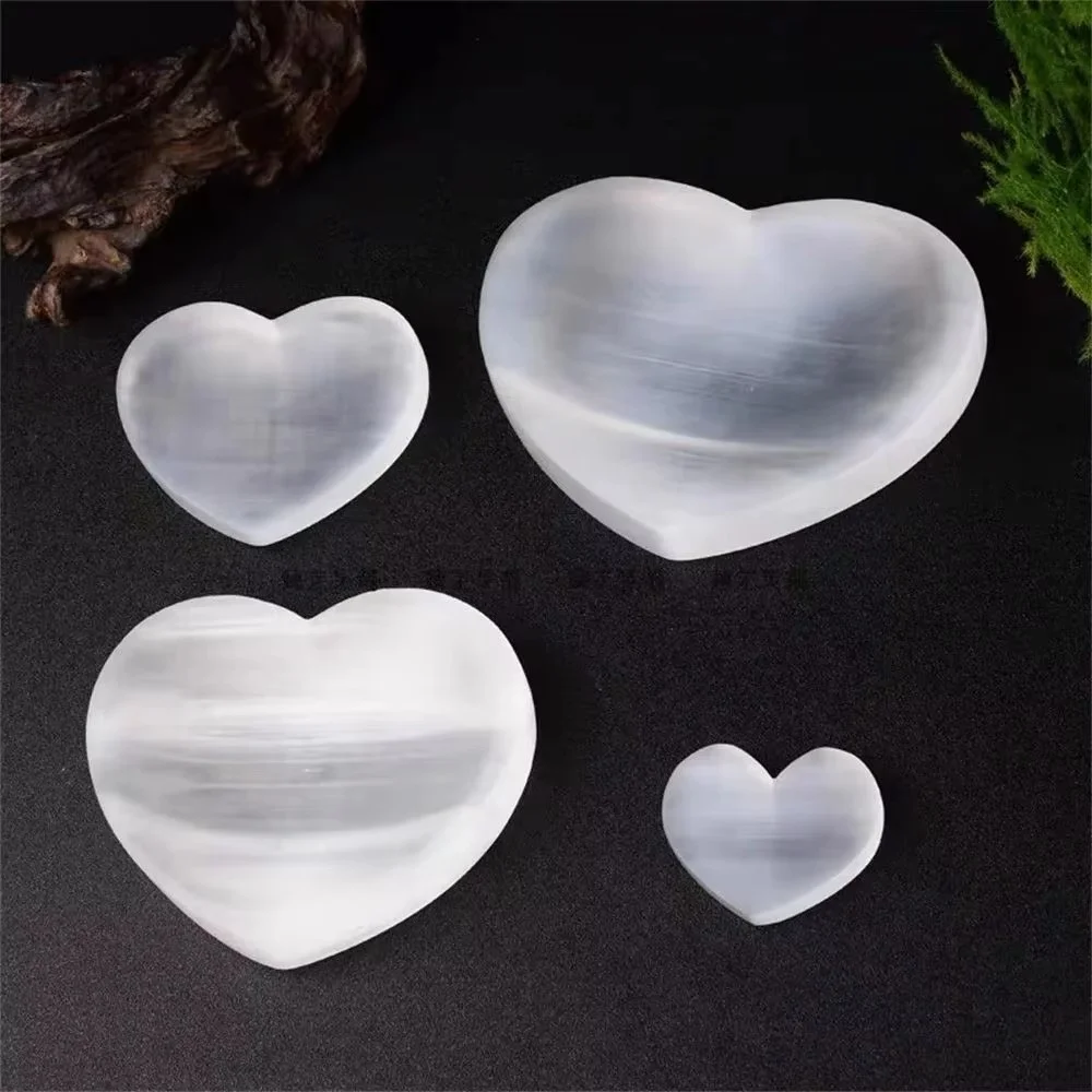 40-140g Natural Selenite Crystal Heart Shape Bowl White Gypsum Coaster Energy Power Minerals Specimen Healing Home Decoration