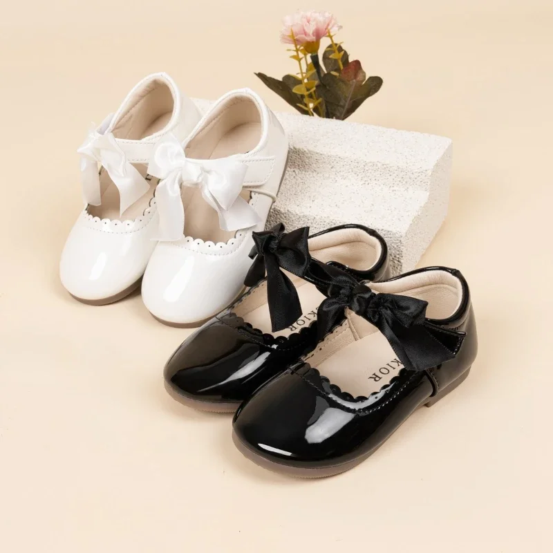 

Весенне-осенние кожаные туфли для девочек с бантом, модные детские туфли для свадьбы и вечеринок, элегантные туфли-принцессы, трендовые повседневные туфли без каблука для детей