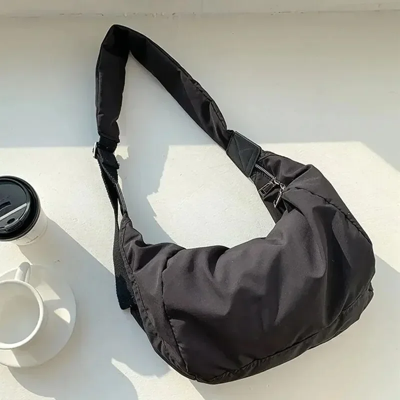 Sac à main en nylon de grande capacité pour femmes, sac fourre-tout de voyage, poignée à bandoulière, créateur de marque, mode initiée