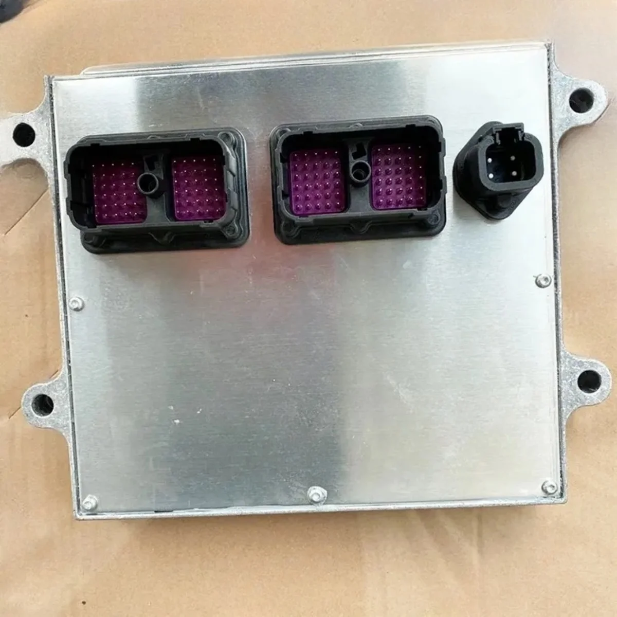 High quality New 4995445 C4995445 Cummins engine computer board ECU electronic control unit, applicable to Cummins CM2150 CM2880