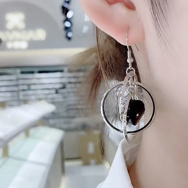 New Circle Stacked Black Crystal Dangle Earrings for Women Personality Fashion Matching Accessories Party Jewelry Birthday Gifts