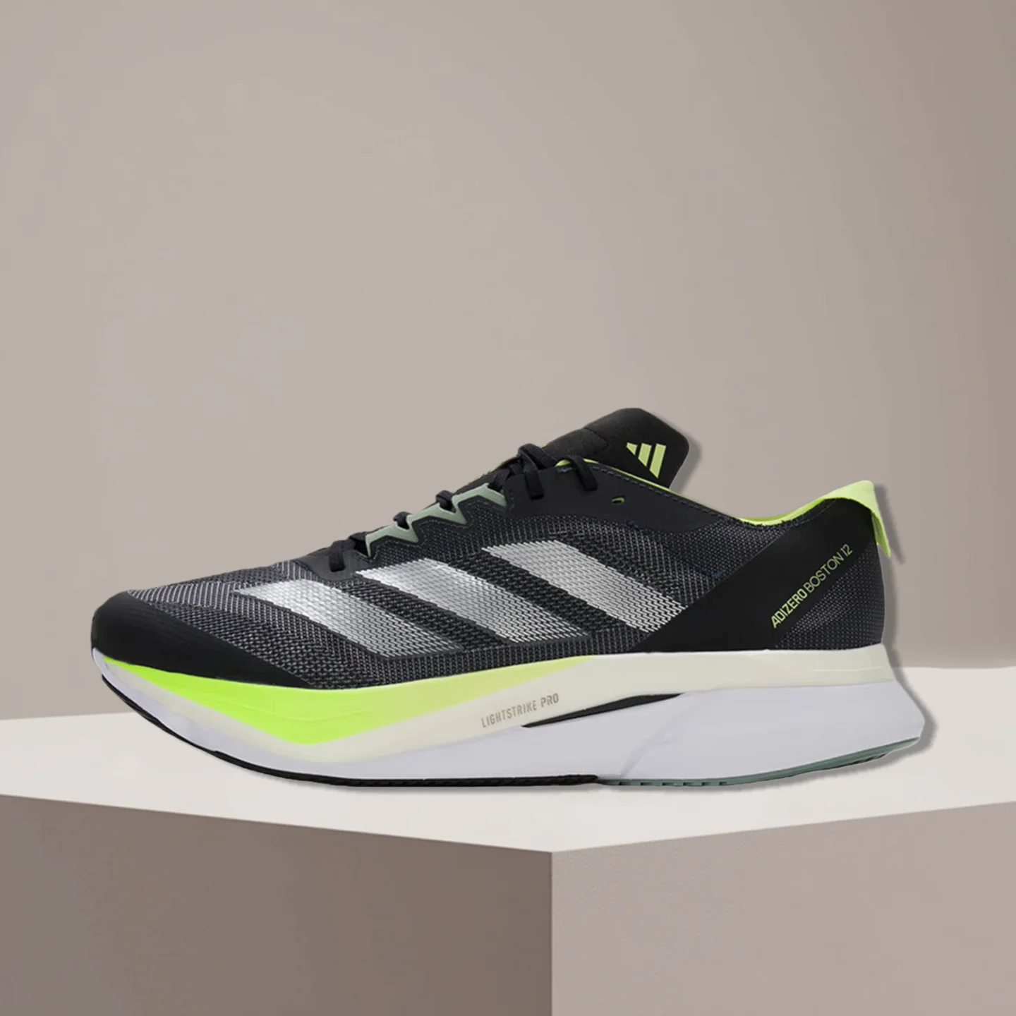 

Кроссовки унисекс adidas ADIZERO BOSTON 12 — нескользящие, прочные, мягкие, дышащие JI4477