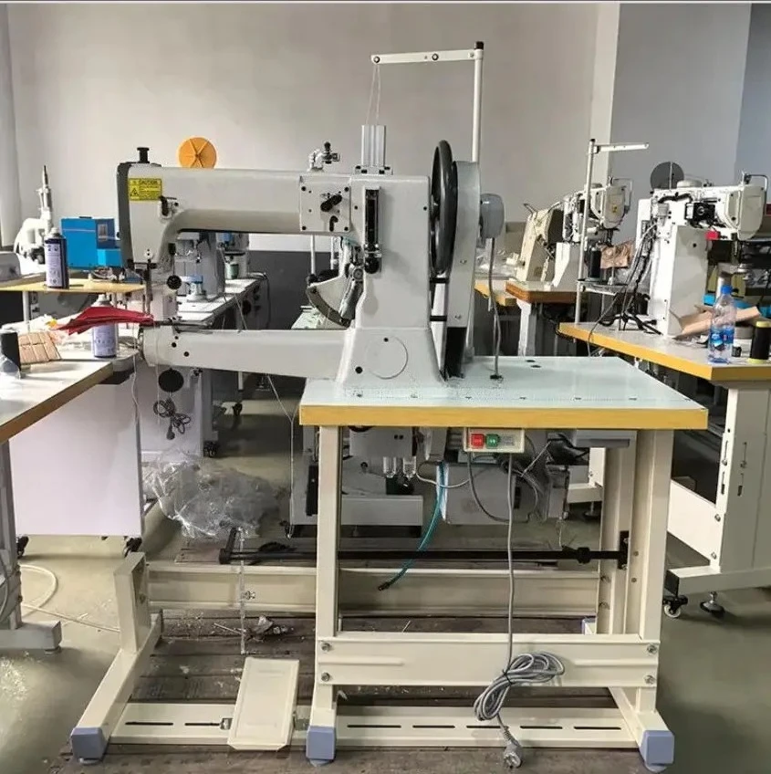 Heavy Duty Powerful 441 Cylinder Bed Compound Feed Industrial Sewing Machine For Leather