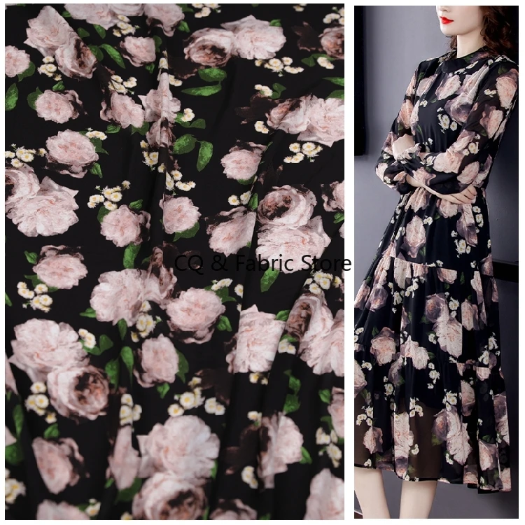 

Georgette pink Flower Printing Chiffon Fabric For Dress, Blouse, Evening Dress, Wedding Gown, Skirts, Costumes