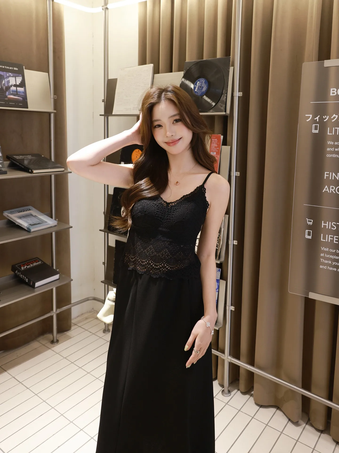 

Женский топ-бюстье Yang's Personal ME с чашечками и защитой от просвечивания, на бретельках