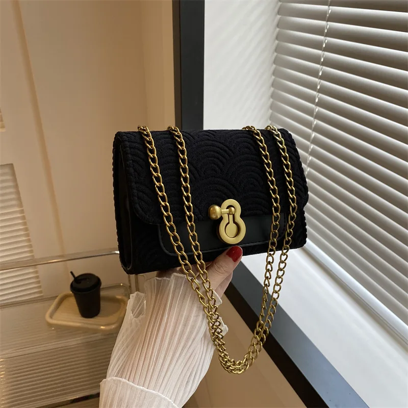 Fashion Female Shoulder Bag Sector Embroidered Solid Color Chain Latch Handbags Women's Shoulder Crossbody Casual Trendy Purse