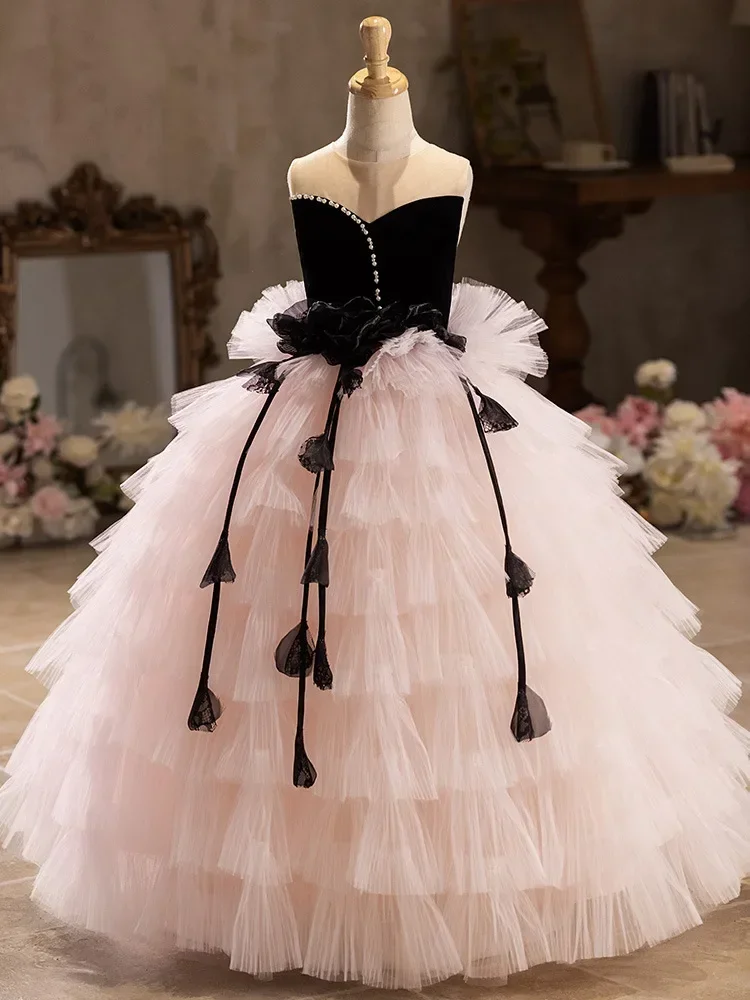 فستان كعكة طويل فاخر بدون ظهر على الموضة الجديدة لعام 2025 فستان سهرة كرنفال لأعياد الميلاد فستان الأميرة المطرز بالزهور للفتيات