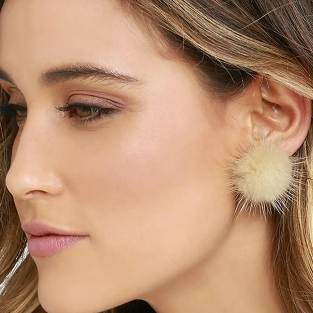 Women\'s Earrings Fashion Furry Fluffy Ball Stud Earrings Girls Trendy Sweet Jewelry Wedding Party Birthday Fashion Earring 2023