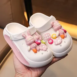 Estate bambini sandali foro scarpe per bambini pantofole morbido cartone animato antiscivolo Design fai da te foro scarpe da bambino spiaggia sabbiosa per ragazzi ragazze