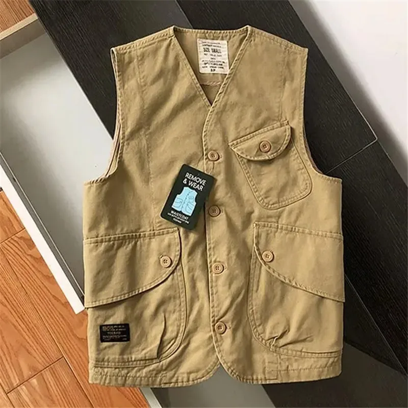 Multi-Pocket Tooling Vest Men Casual Loose Sleeveless Chaleco Hombre Spring Autumn Single Breasted V-Neck Waistcoat