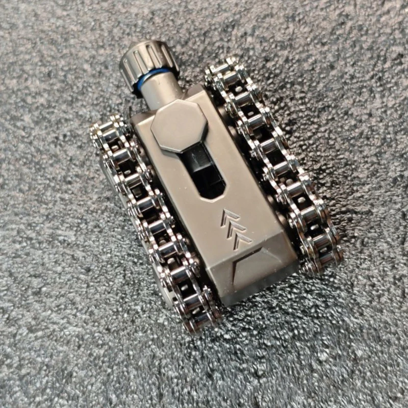 Metal EDC Tank Ratchet Wheel Fidget Roller Magnetic Push Card Mechanical Gear Chain Rotating Push Plate Stress Relief ADHD Toy