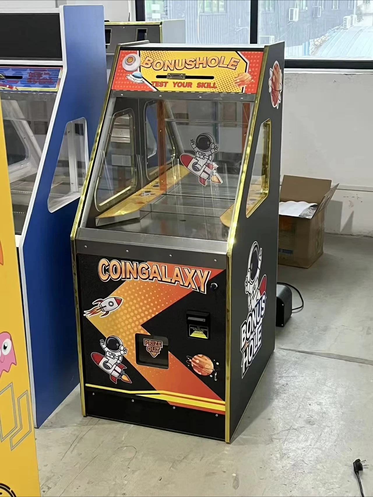 Mini arcade game console for deluxe prize quarter coin game console with coin changer