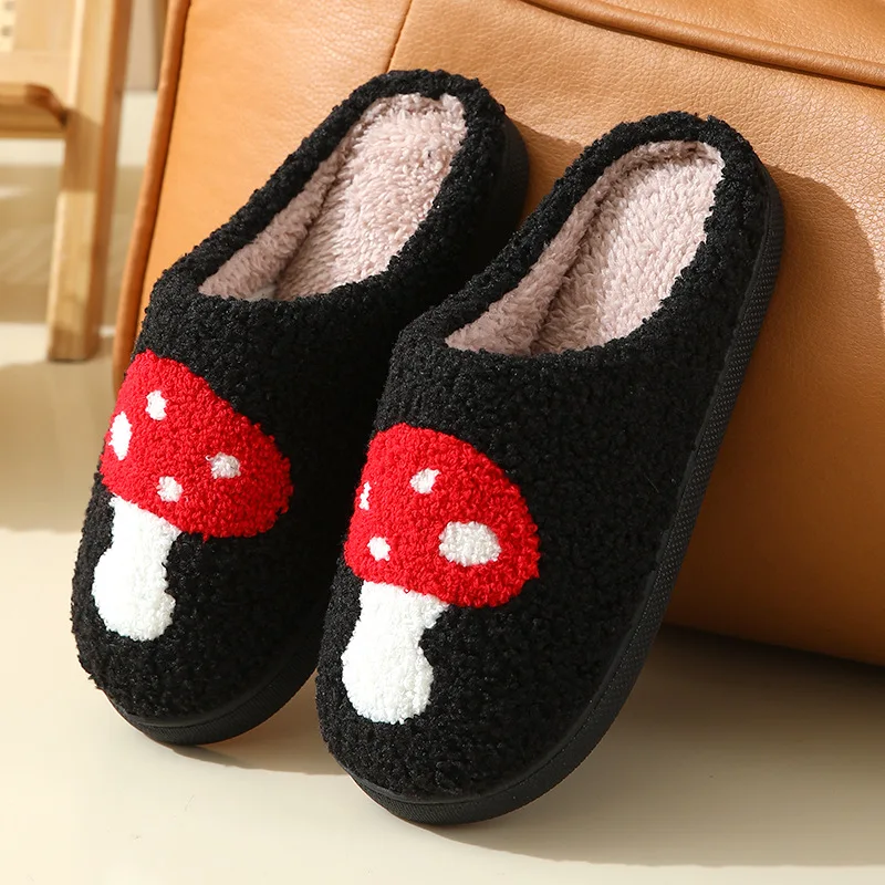 Cute Cartoon Cotton Slippers 2024 Winter New Couple Love Home Comfortable External Wear Non Slip Versatile Cotton Slippers Daily