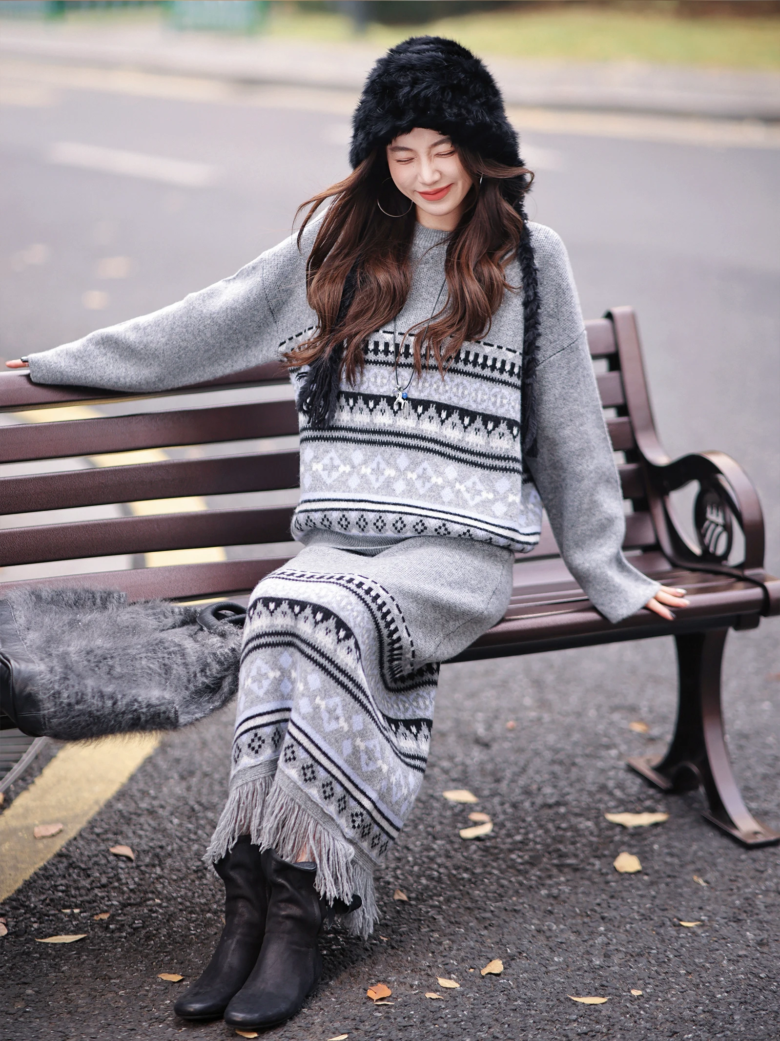

Warm Woolen Snowflake Knitted Set with Tassel Design for Women High ammage Sweater And f Skirt Outdoors Commute Sle