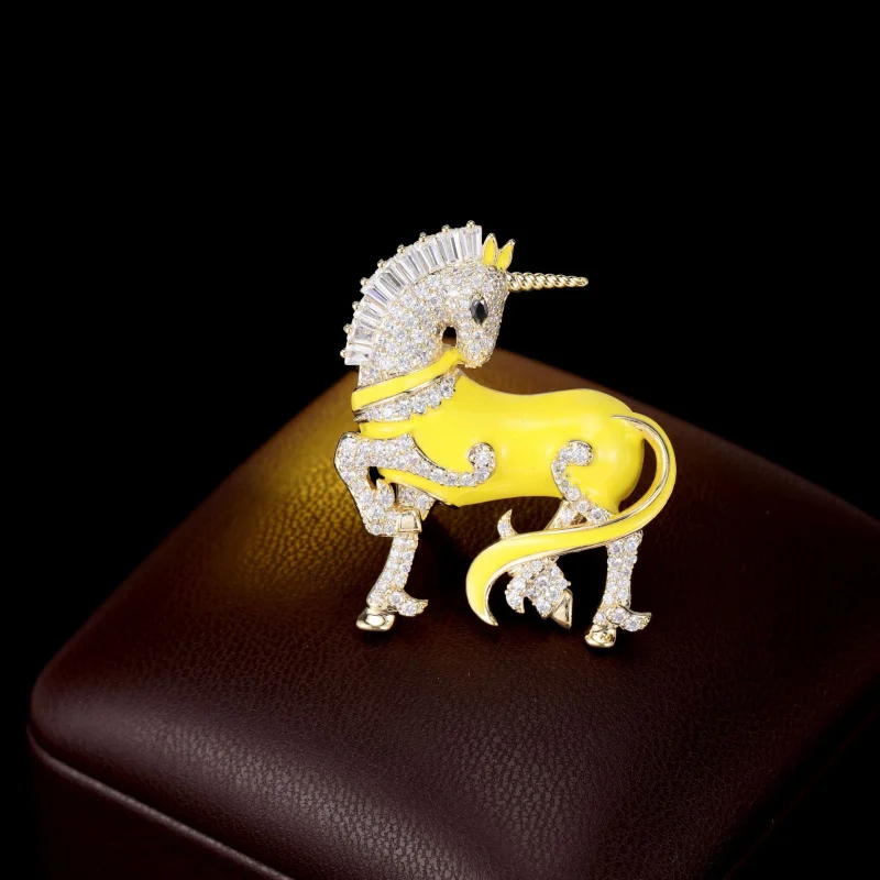

New Retro Animal Cute Unicorn Zodiac Pony Brooch Enamel Oil Drop Versatile Creative Accessory
