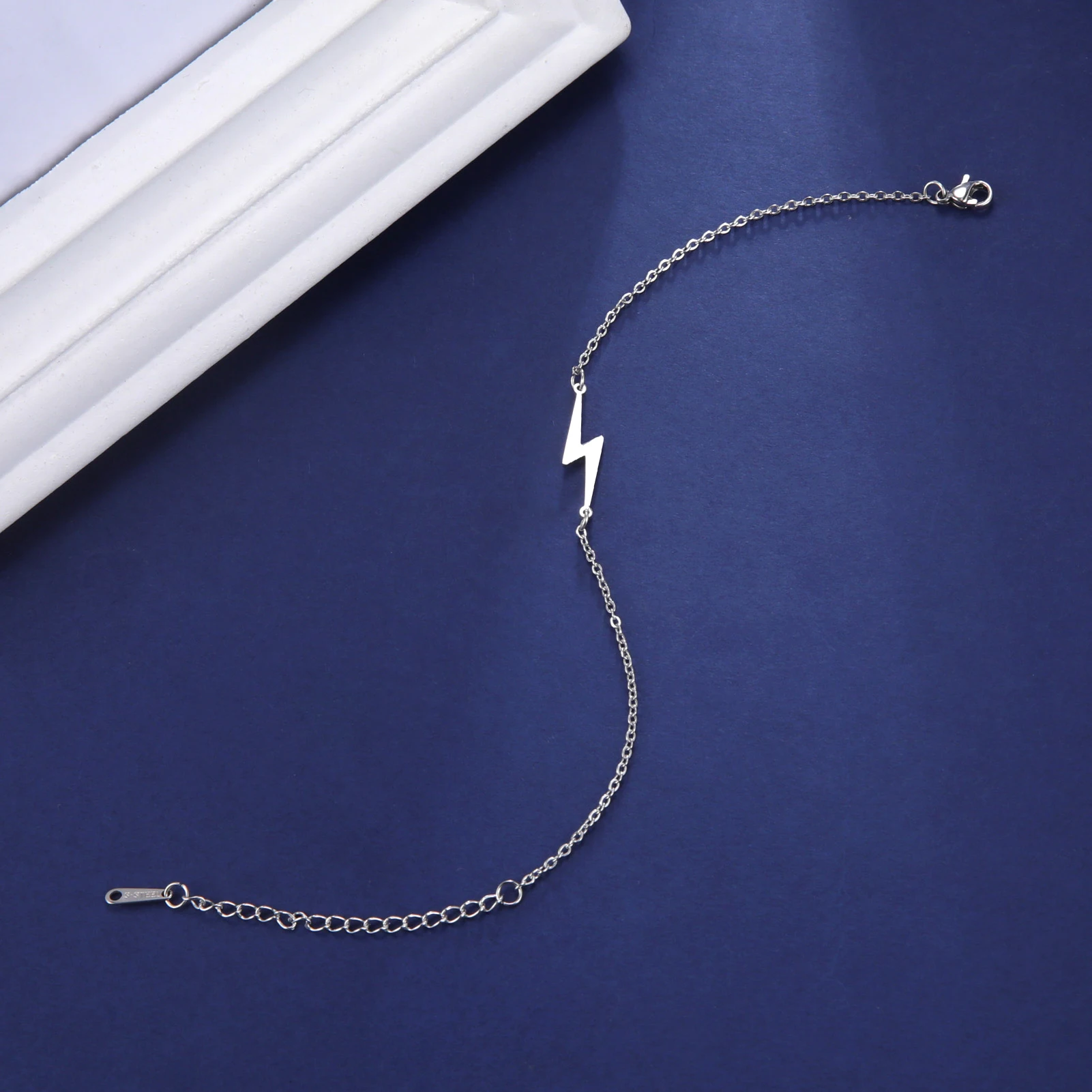 Cazador Goldfarbene Blitz-Charm-Armbänder für Damen, Edelstahl, Wachsseil-Armband, Schmuck, Geburtstagsgeschenke, 2026, trendig – Detail 23