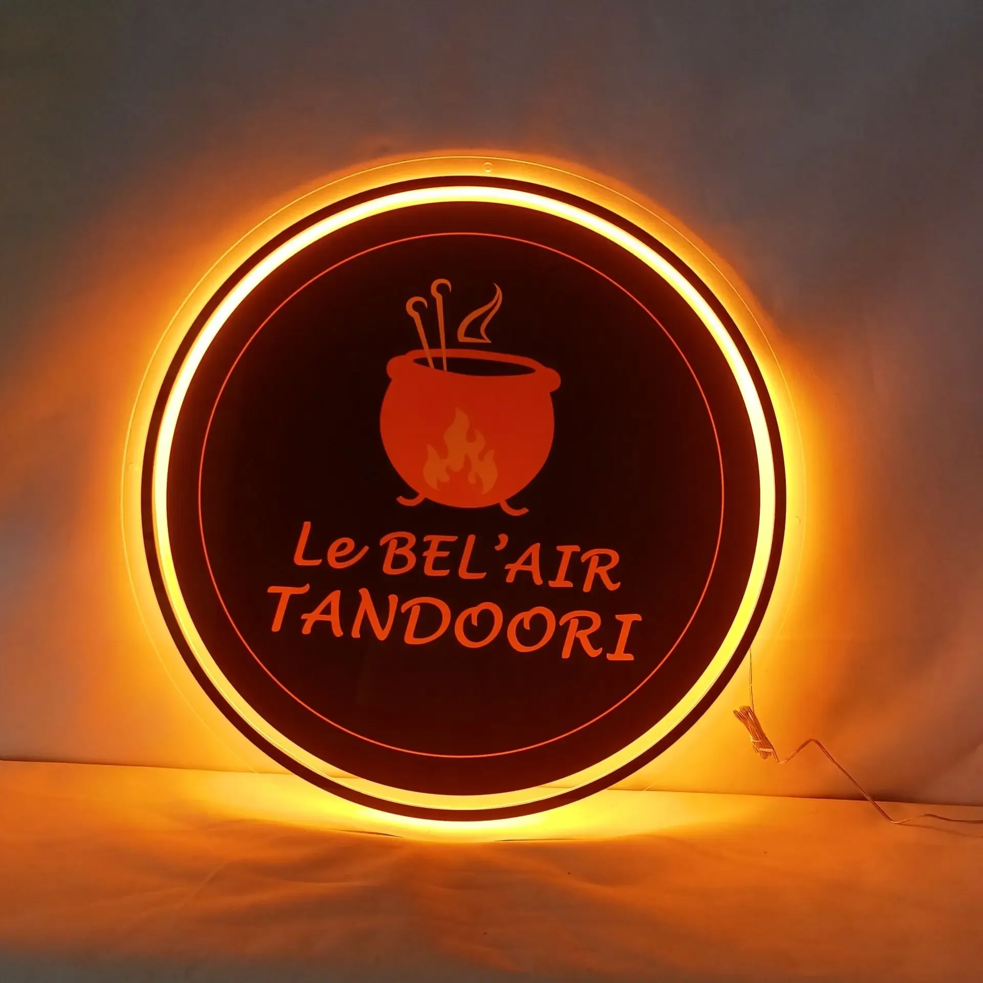 Sinal acrílico retroiluminado personalizado, sinal de néon redondo para negócios com arte impressa uv, logotipo de escritório personalizado, nome comercial, sinais de luz neon led