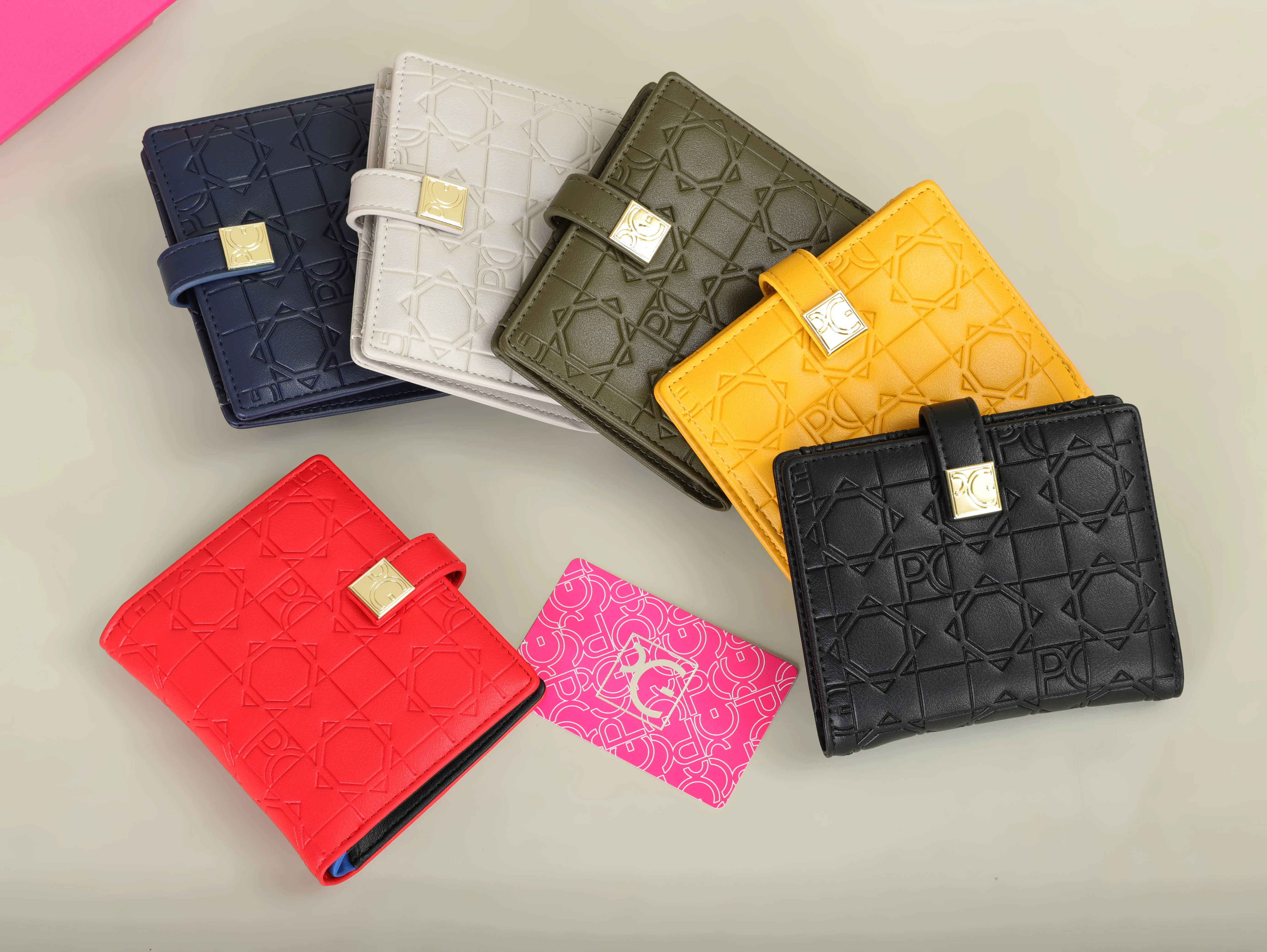 PG Wallet Fashion Classic Retro Damen-Universal-Geldbörse mit Buchstabendruck, tragbare Kartentasche, Zero Wallet – Detail 21