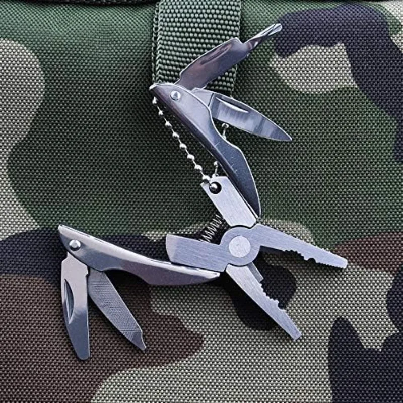 Mini Tool Pliers Stainless Steel Portable Multi-functional Outdoor Pliers Keychain Screwdriver Foldable Tool Knife Small Pliers