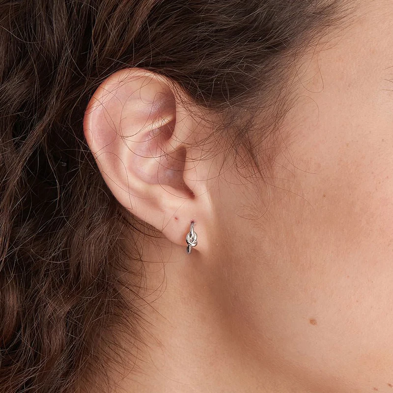925 Stelings Silver Needle Trendy Retro Simple Huggies Hoop Earrings for Women Wedding Circle Korean Jewelry Accessories Gift
