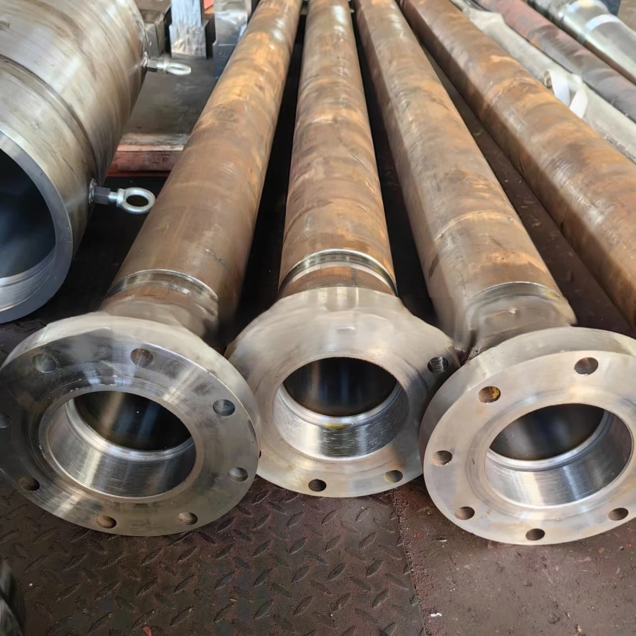 High Efficiency Extra Large Double Acting Engineering Hydraulic Cylinder for Large Scale Lifting Pressing