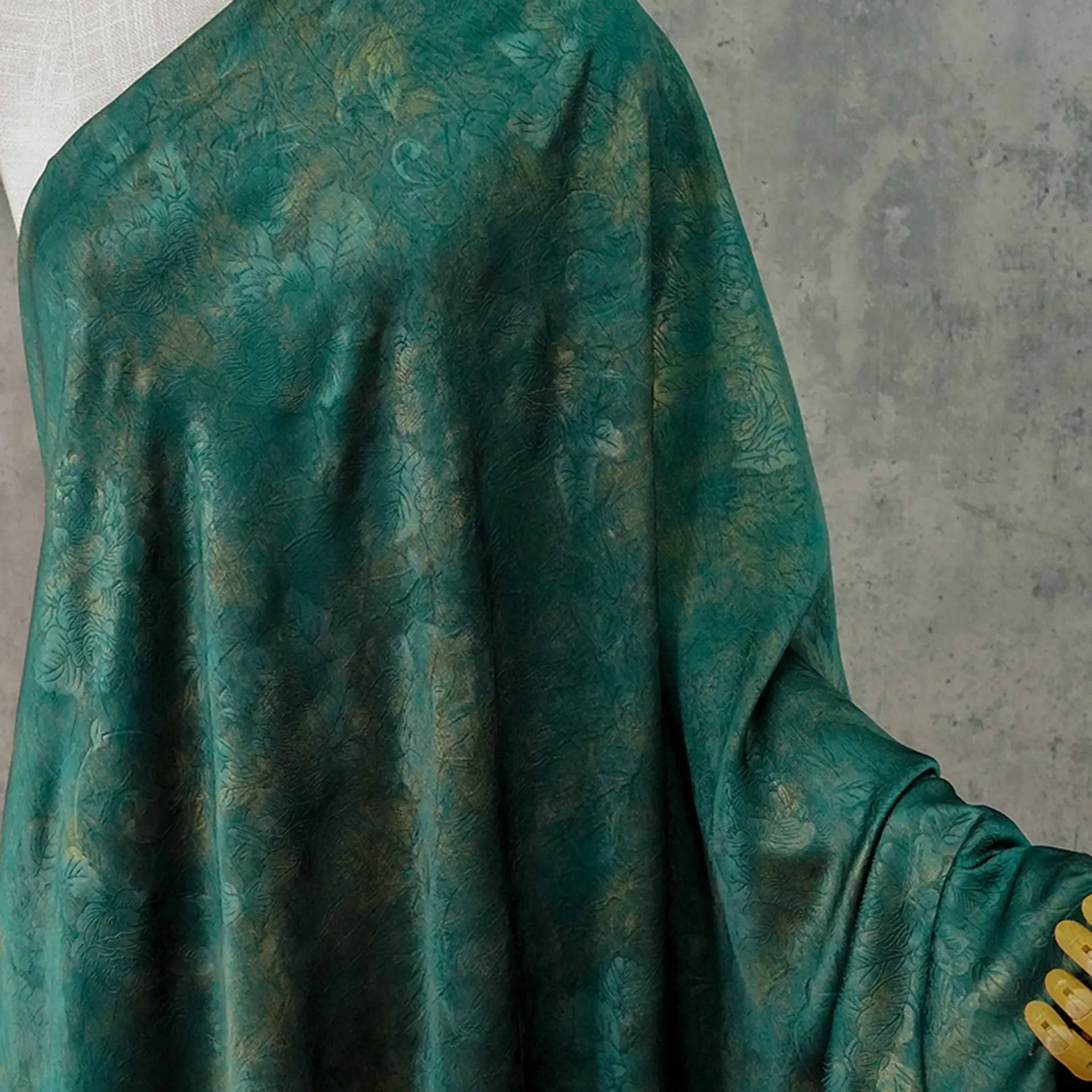 

Peony Pattern Yarn Dyed Jacquard Fabric Chinese Style Shirt Cheongsam Dress Pants Decorative Sewing Fabric