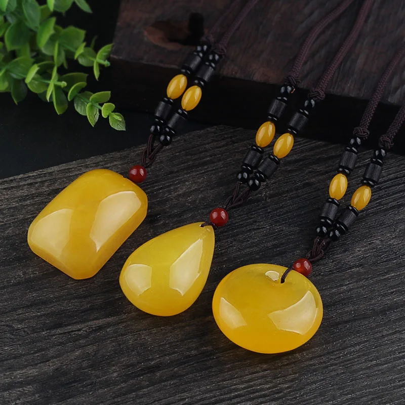 Versatile Atmospheric Imitation Beeswax Amber Pendant Sweater Chain Long Necklace Women's Autumn and Winter Pendant Ethnic Style