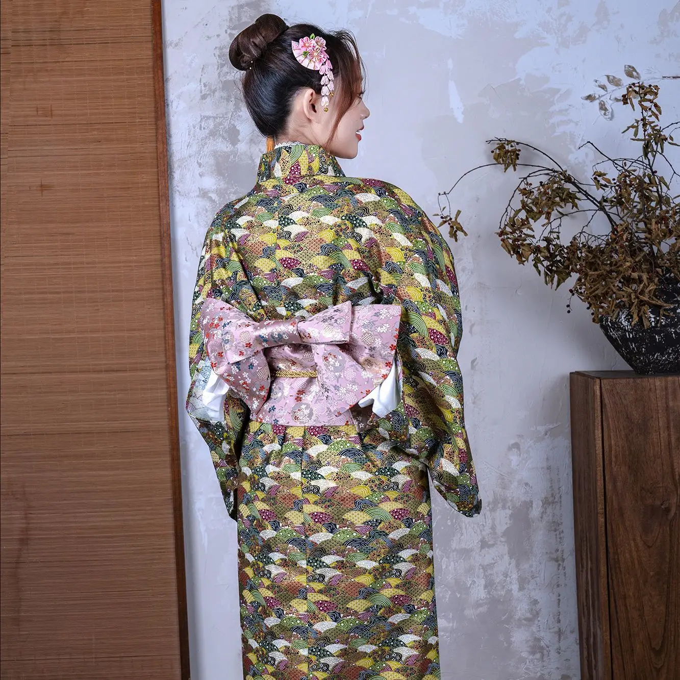 Hanada Green Self-Kimono متجر النص الياباني كيمونو المرأة موسم التصوير الفوتوغرافي تحسين البشكير