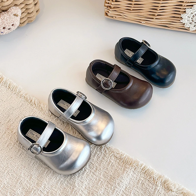 

Children's Flat Shoes with Glossy Covers Slip-on Style Lightweight Suitable for All Seasons Shallow Toe Low Heel Casual Shoes