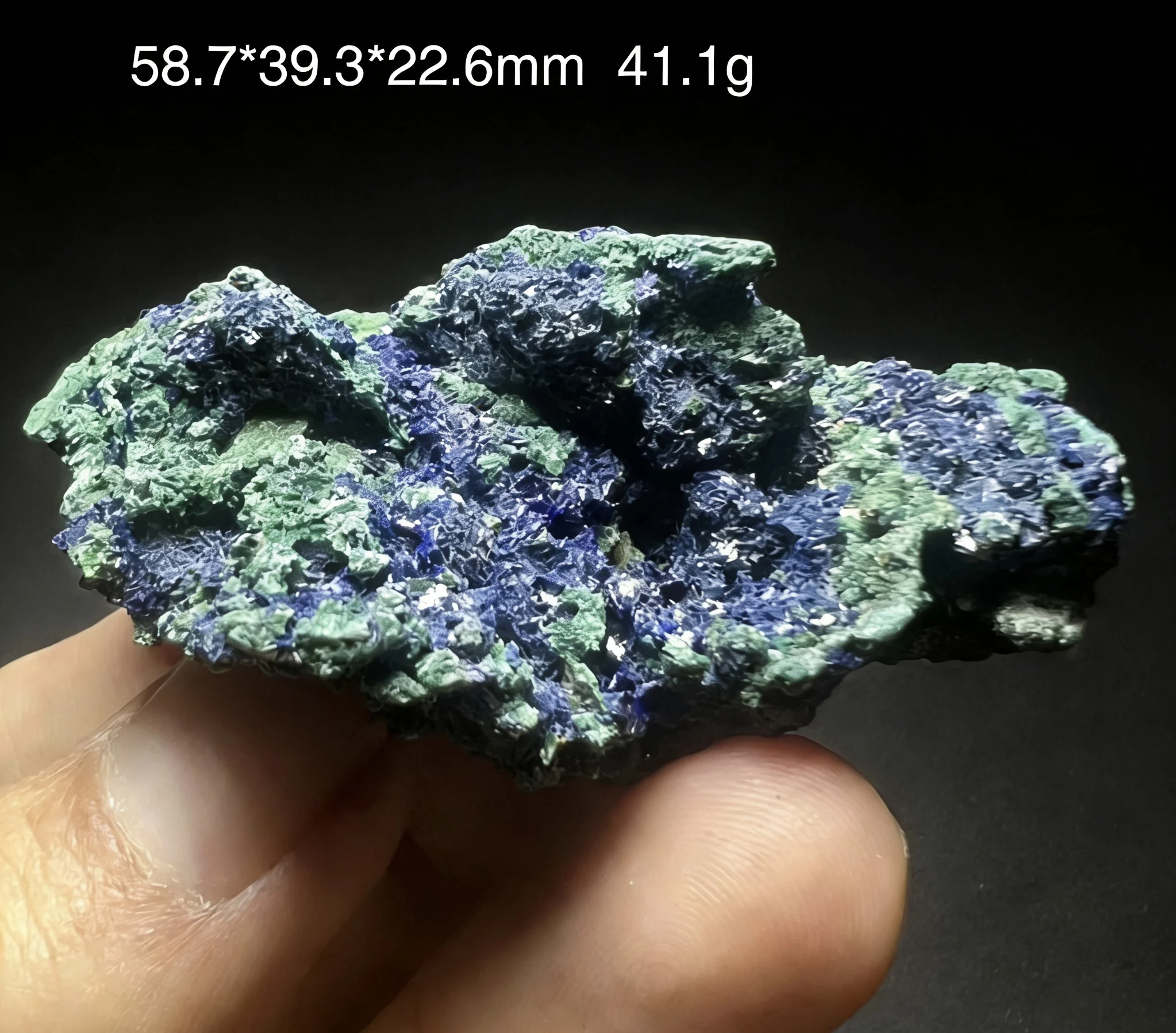 Natural azurite rough stone, malachite coexistence, blue mineral crystal, green mineral specimen, mineral collection display pie