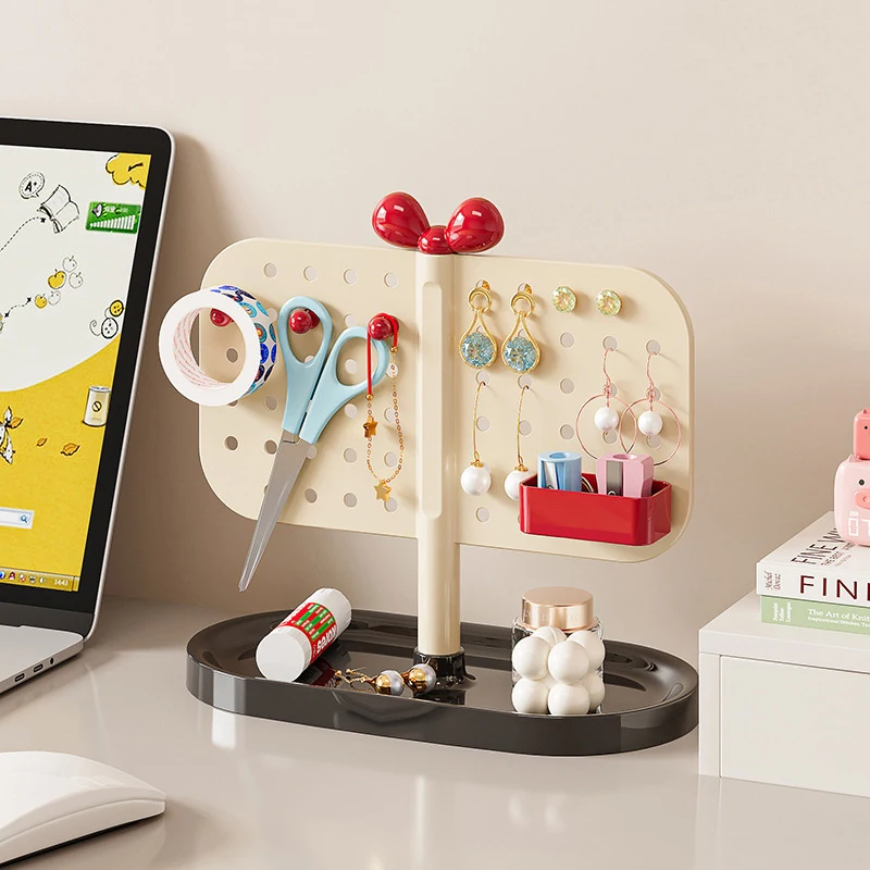 رف تخزين بسيط من بيجبورد لتخزين المفاتيح والمجوهرات والخواتم والأساور وتخزين طاولة الزينة وتخزين مستحضرات التجميل.