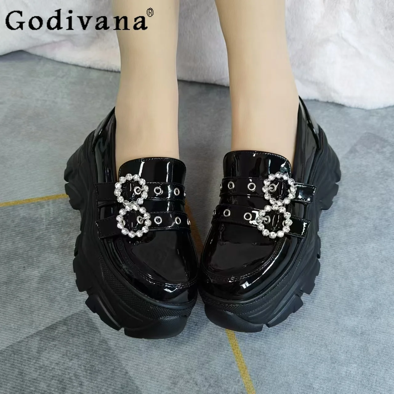 

Japanese Sports Platform Shoes Double with Diamond Buckle Patent Leather JK Uniform High Heels Women Shoe