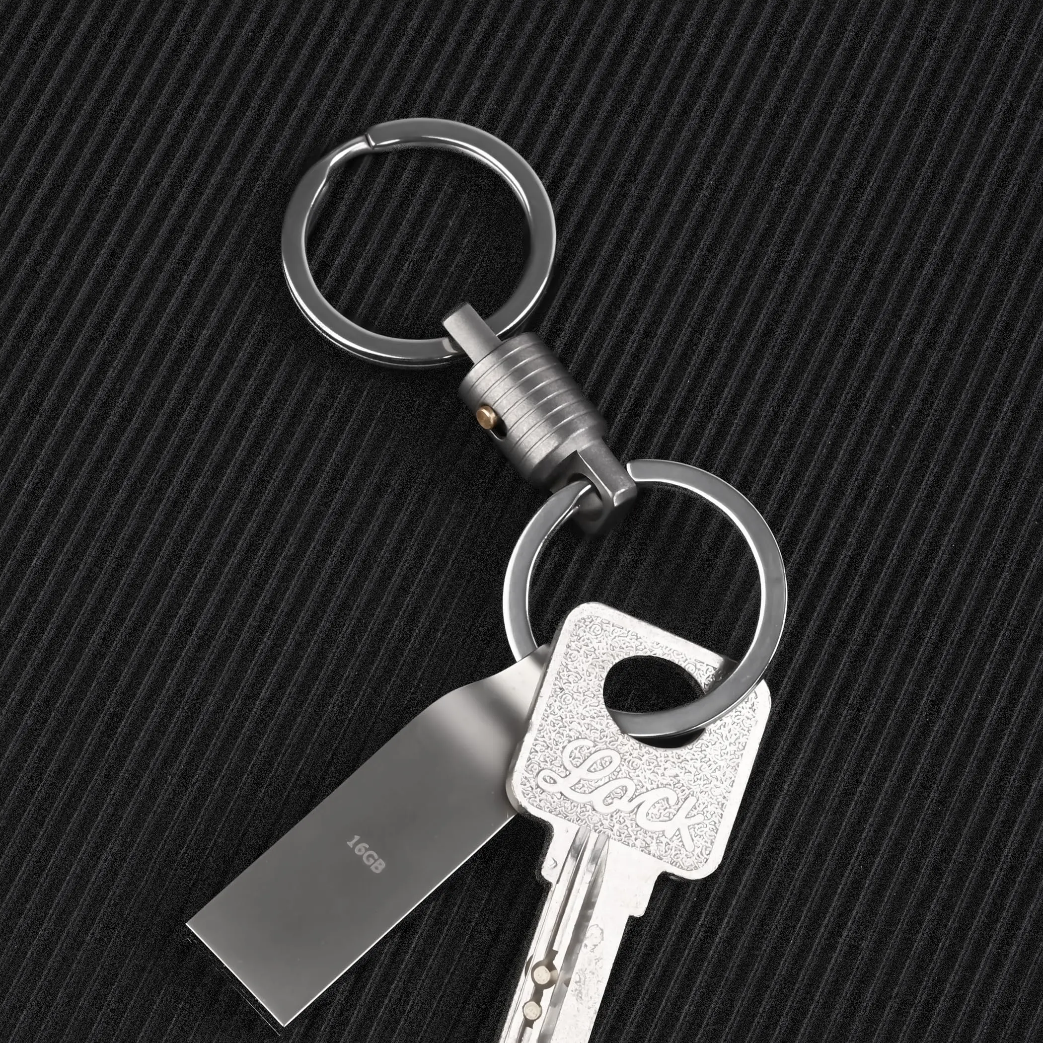 Titanium Quick Release Keychain Heavy-Duty Detachable Clip, Anti-Lost EDC Key Holder Ring for Men Women