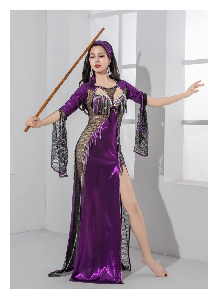 

The design sense of performance costume hollowed-out folk robe dance